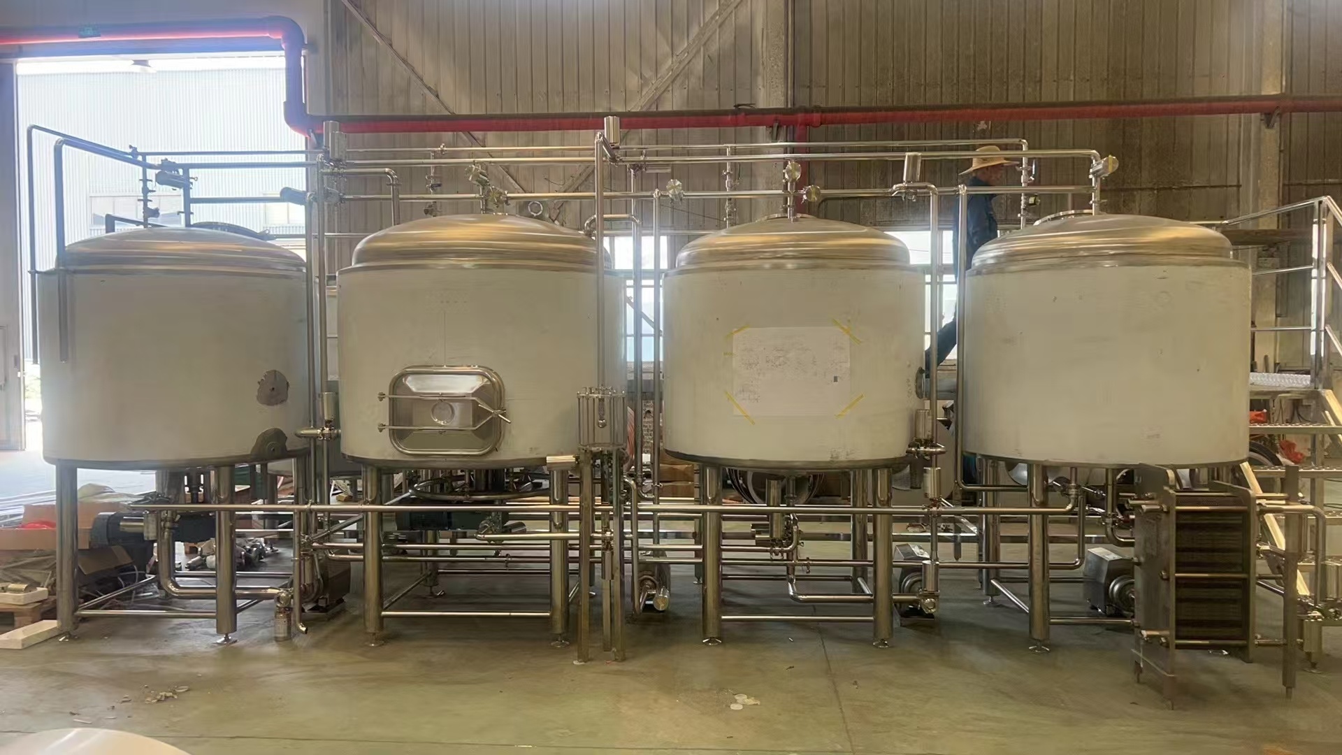岭口镇精酿啤酒设备厂—市场规模与跨界新需求